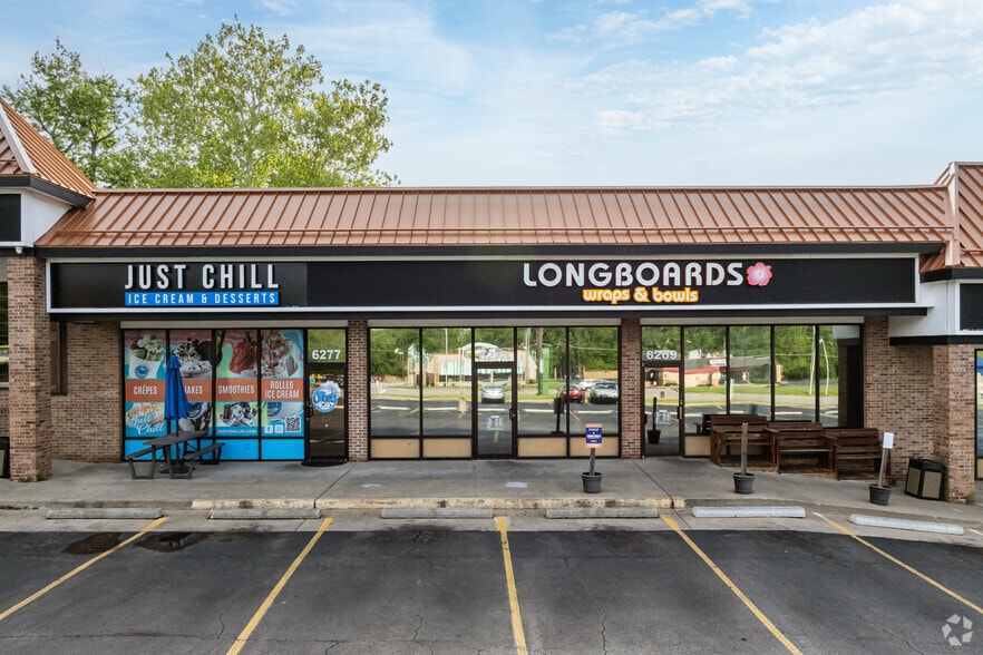More Photos Of 6289 N Oak Tfwy, Gladstone Unknown For Lease