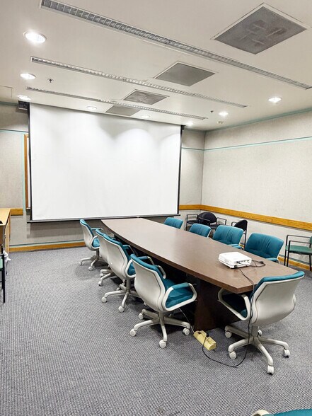 More Photos Of 2600 Hilltop Dr, Richmond Research And Development For Lease