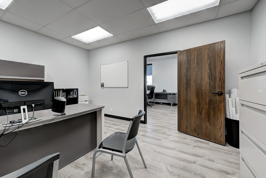 More Photos Of 121 N Crawford Ave, Norman Office For Lease