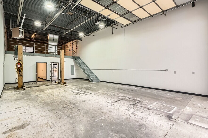 More Photos Of 12001 E 33rd Ave, Aurora Warehouse For Sale