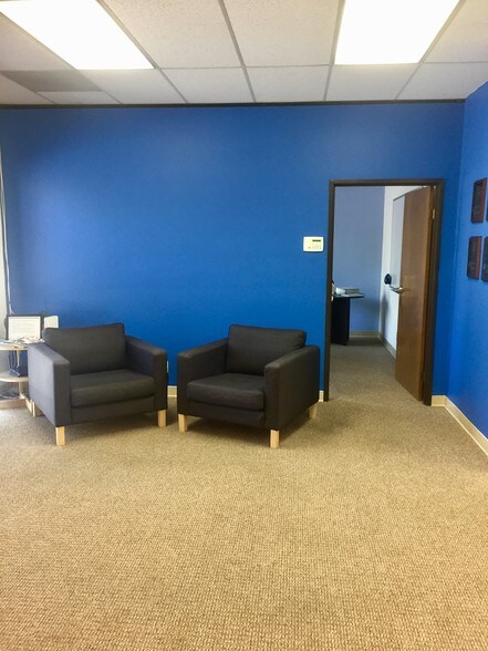 More Photos Of 2460 Embarcadero Rd, Palo Alto Office For Lease