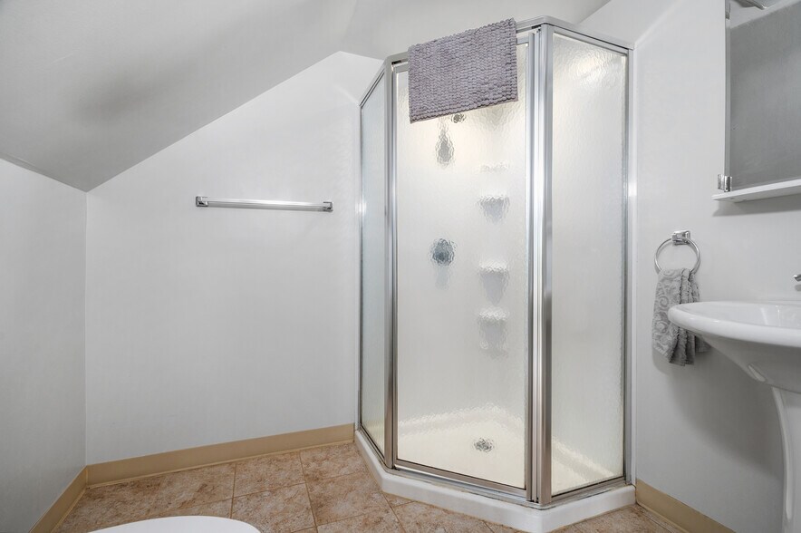 More Photos Of 2 Douglas Pike, Smithfield Office For Sale