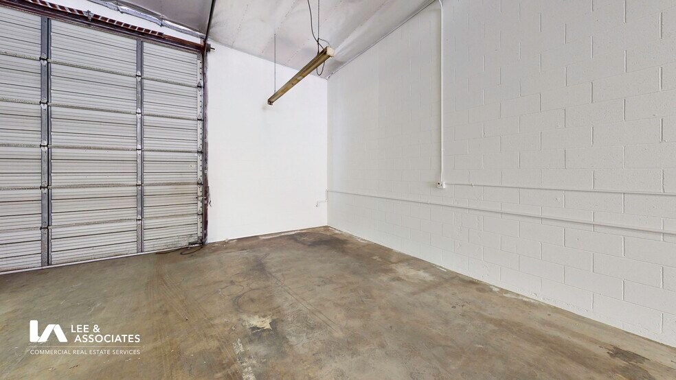 More Photos Of 1481-1493 Cota Ave, Long Beach Warehouse For Lease