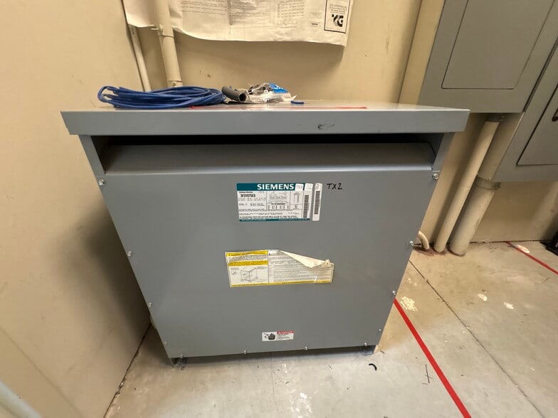 More Photos Of 3589 Sagamore Pky, Lafayette Office For Lease