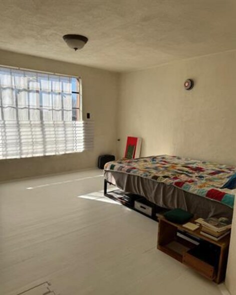 More Photos Of 1133 Grand Ave, Las Vegas Office Residential For Sale