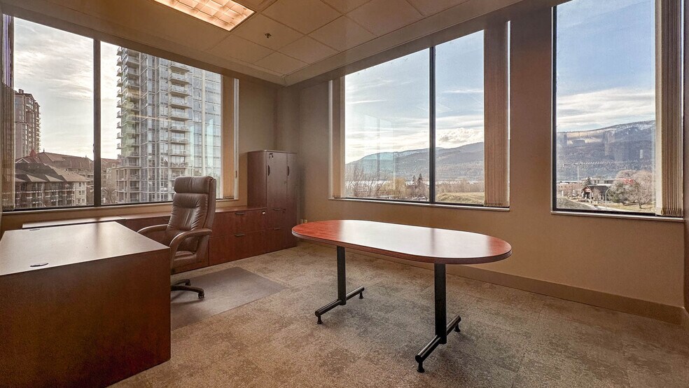 More Photos Of 1060 Manhattan Dr, Kelowna Office For Lease
