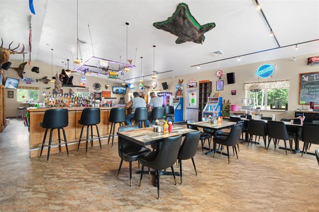 More Photos Of N7625 Parkway Rd, Crivitz Restaurant For Sale