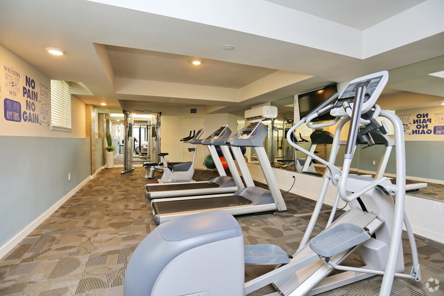 More Photos Of 11101 NE 12th St, Bellevue Apartments For Lease