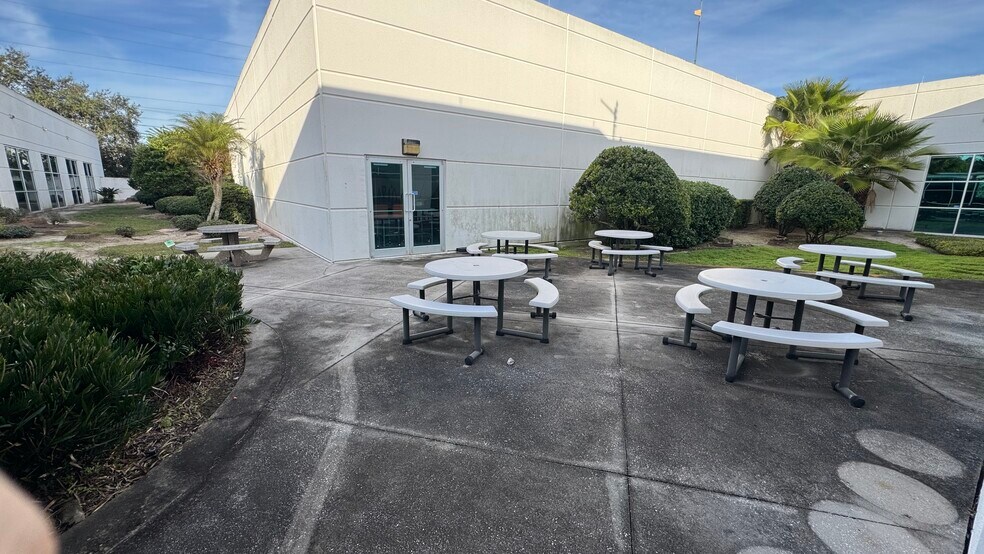 More Photos Of 2227 Welbilt Blvd, New Port Richey Office For Sale