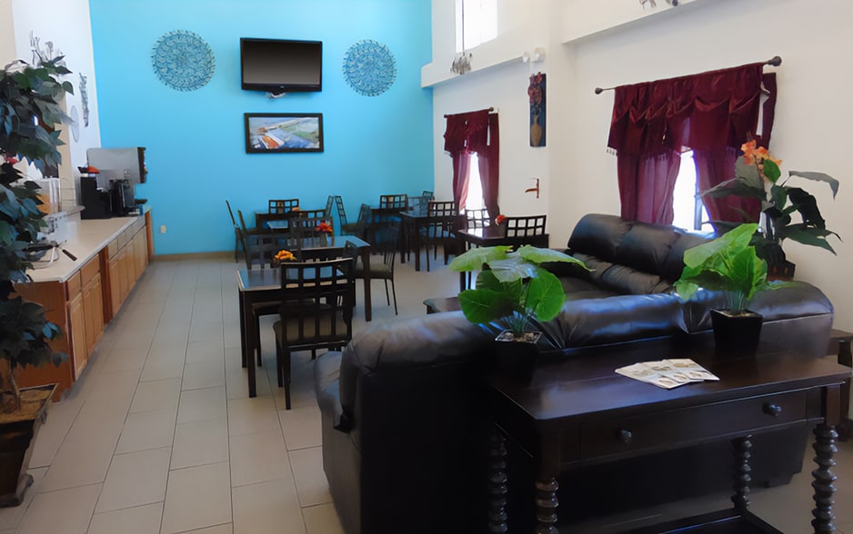 More Photos Of 5108 I-27, Lubbock Hotel For Sale