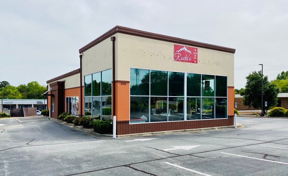 More Photos Of 5705 Inman Rd, Greensboro Freestanding For Lease