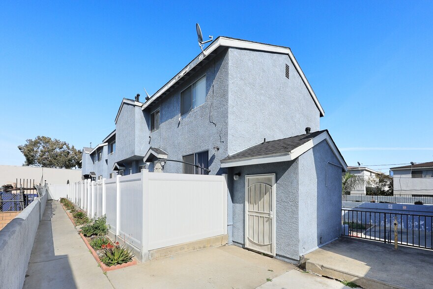 More Photos Of 862-892 W Mines Ave, Montebello Apartments For Sale