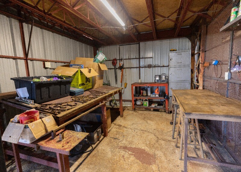 More Photos Of 4824 Pontchartrain Dr, Slidell Light Manufacturing For Sale