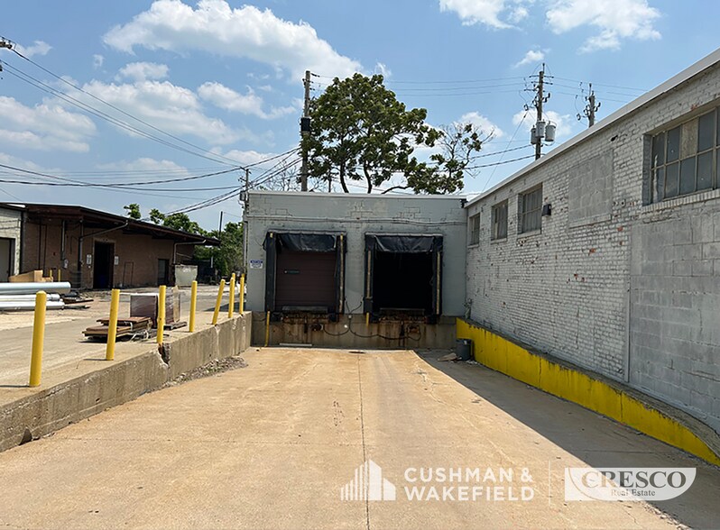 More Photos Of 323-341 Eddy Rd, Cleveland Manufacturing For Sale