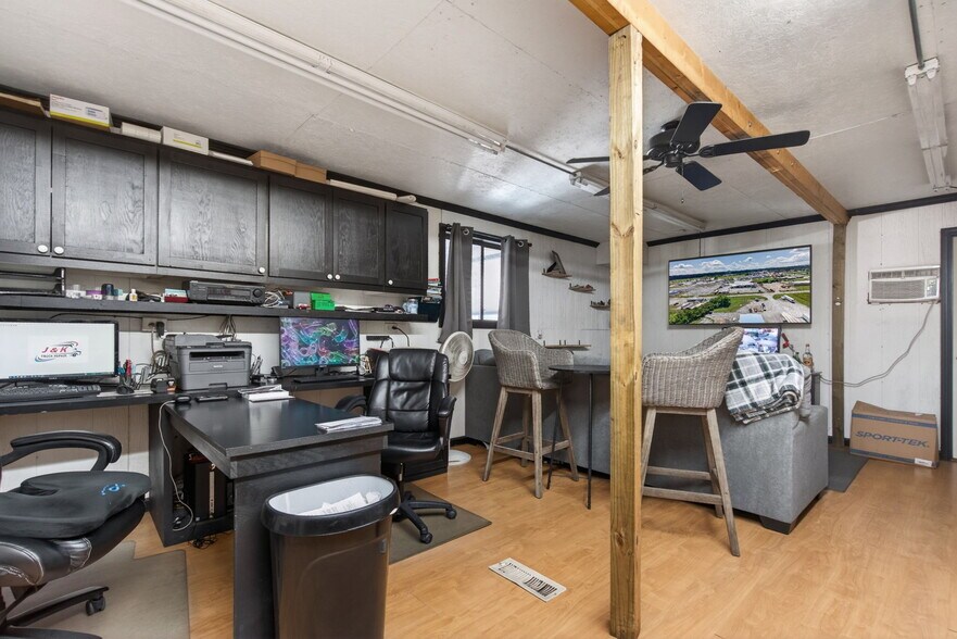 More Photos Of 109 Tabor Dr, Crossville Industrial For Sale