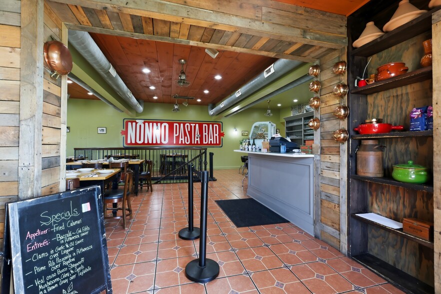 More Photos Of 424 N Main St, Souderton Restaurant For Sale