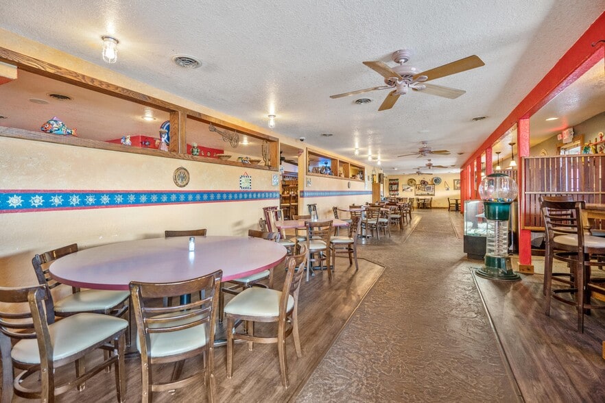 More Photos Of 6605 Hwy 54, Osage Beach Restaurant For Sale