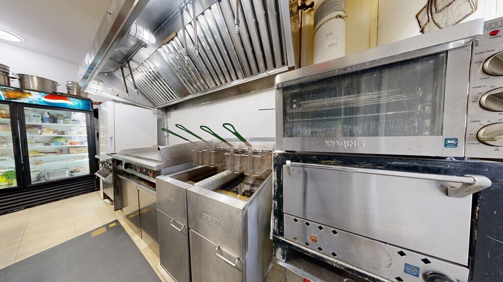 More Photos Of 695 Lisbon St, Lisbon Restaurant For Sale