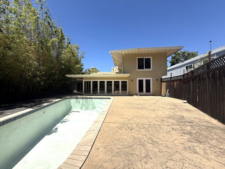 More Photos Of 1257 Magnolia St, San Carlos Land For Sale