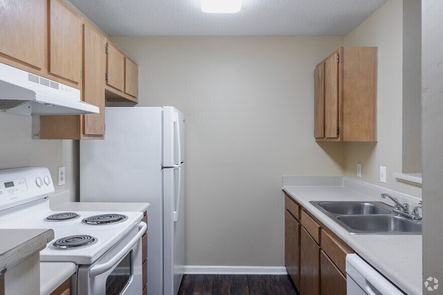 More Photos Of 246 Pidgeon Bay Rd, Summerville Apartments For Sale
