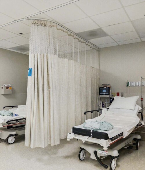 More Photos Of 1002 Cornerstone Dr, Paris Healthcare For Sale