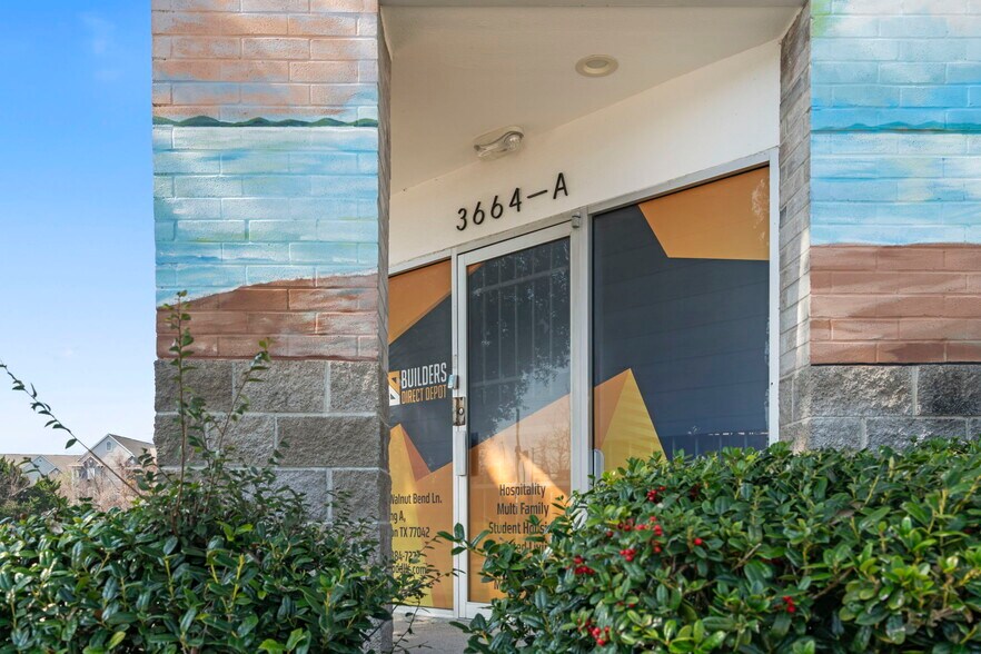 More Photos Of 3664 Walnut Bend Ln, Houston Office For Sale
