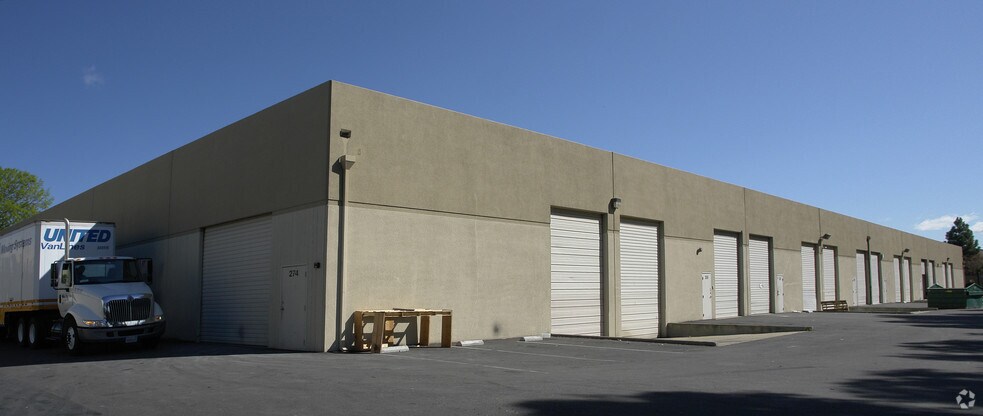 Primary Photo Of 240 Lindbergh Ave, Livermore Warehouse For Lease