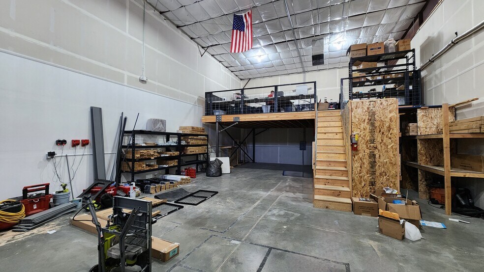 More Photos Of 478 S 2000 W, Springville Warehouse For Lease