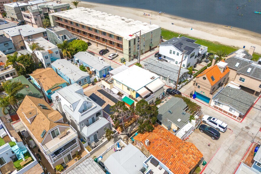 More Photos Of 830-832 Pismo Ct, San Diego Apartments For Sale