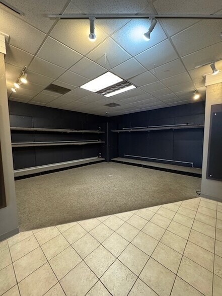 More Photos Of 1917 US Highway 27 N, Sebring Storefront For Sale