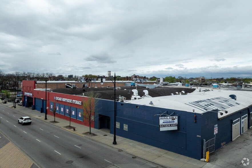 More Photos Of 2942-2950 N Western Ave, Chicago Manufacturing For Lease