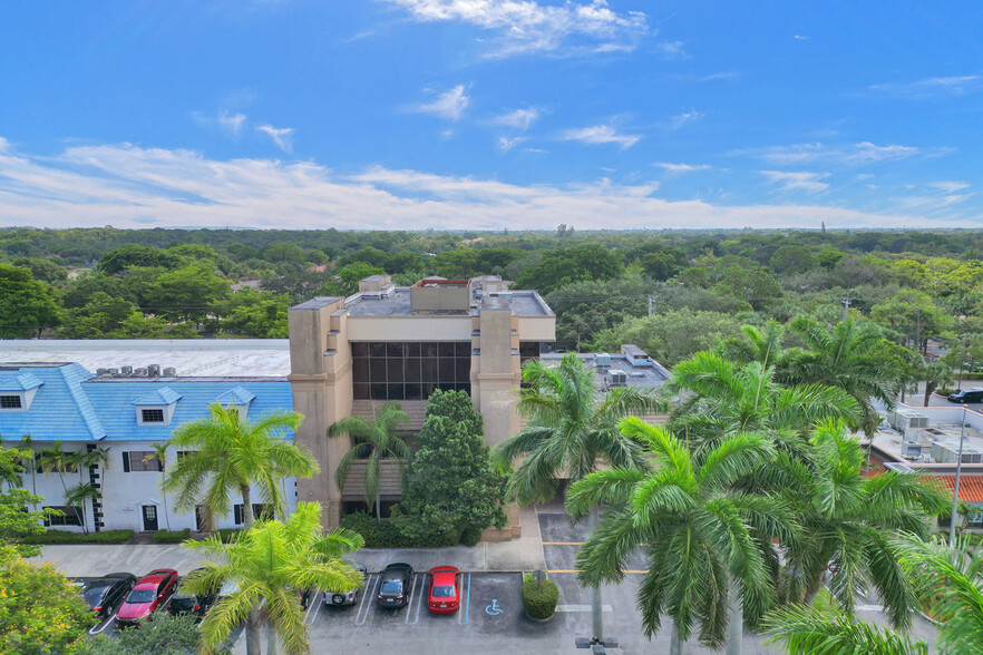 Primary Photo Of 1505 N University Dr, Coral Springs Medical For Sale