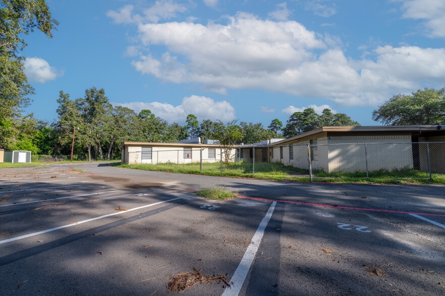 More Photos Of 611 NW Stallings Dr, Nacogdoches Assisted Living For Sale
