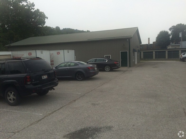 More Photos Of 2340 23rd St, Nitro Research And Development For Lease