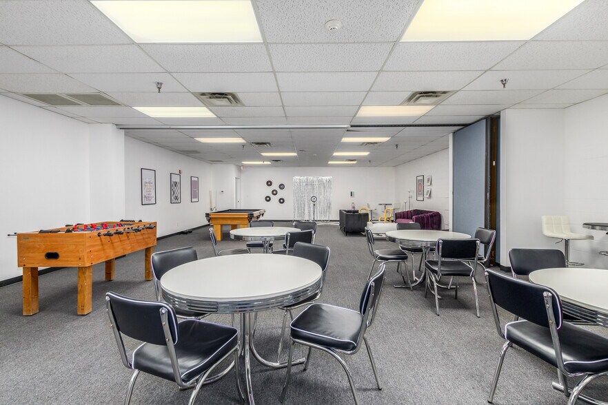 More Photos Of 655 E University Dr, Mesa Schools For Sale