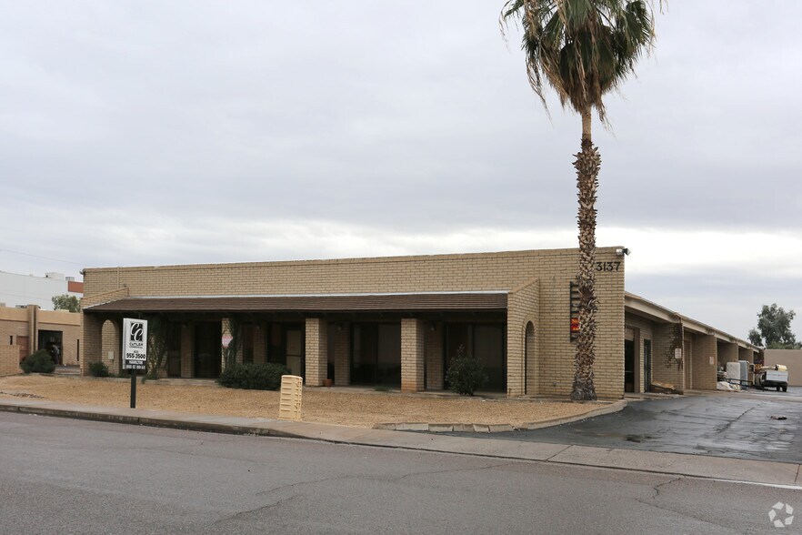 More Photos Of 3137 W Virginia Ave, Phoenix Warehouse For Lease