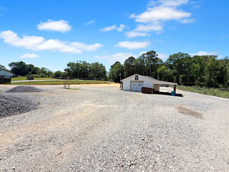 Primary Photo Of 1155 Union Chapel Rd E, Northport Land For Lease