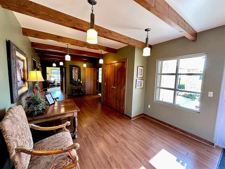 More Photos Of 3 Care Cir, Amarillo Medical For Sale