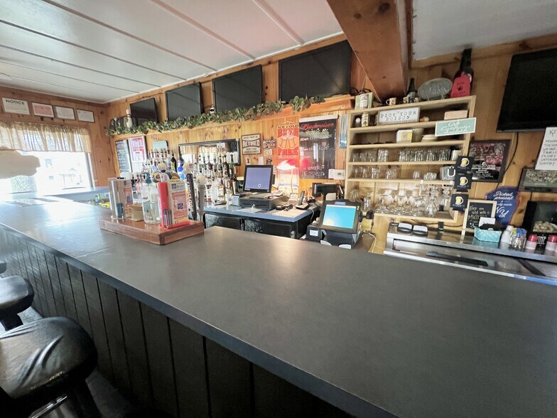 More Photos Of 583 S 1st St, Fulton Restaurant For Sale