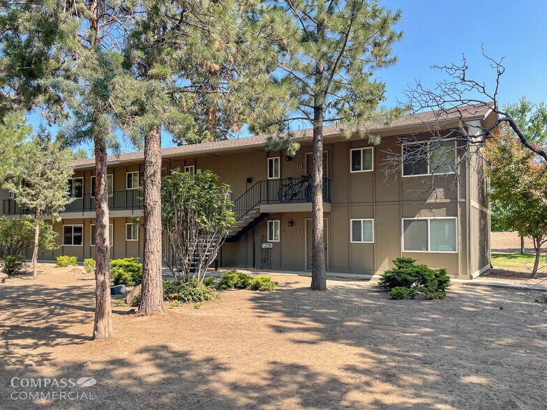 More Photos Of 1000 NE Butler Market Rd, Bend Apartments For Sale