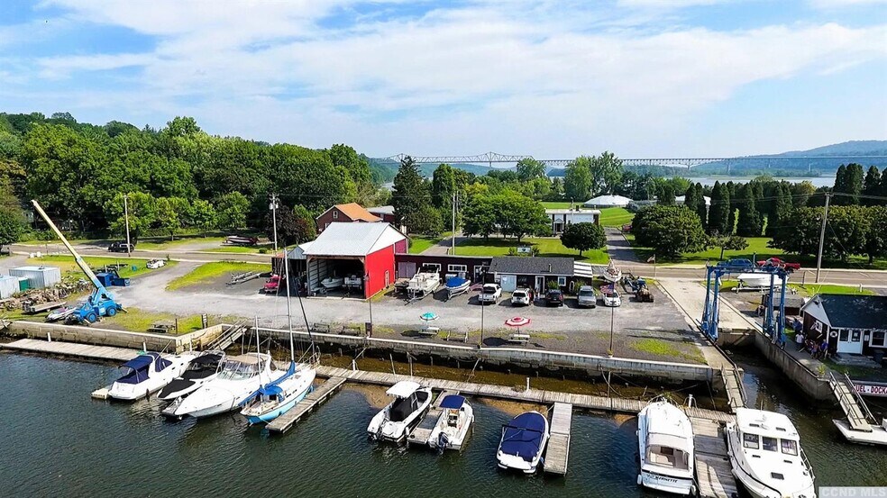 More Photos Of 103 Main St, Catskill Marina For Sale