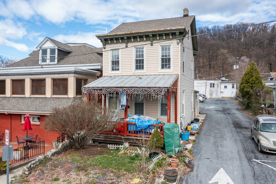 More Photos Of 2201 Perkiomen Ave, Mount Penn Restaurant For Sale