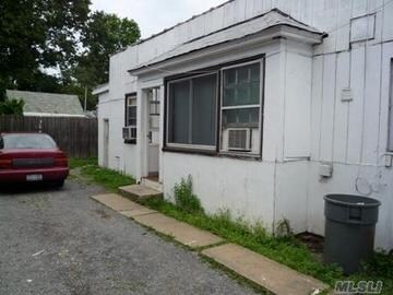 More Photos Of 310 Forest Ave, Locust Valley General Retail For Sale
