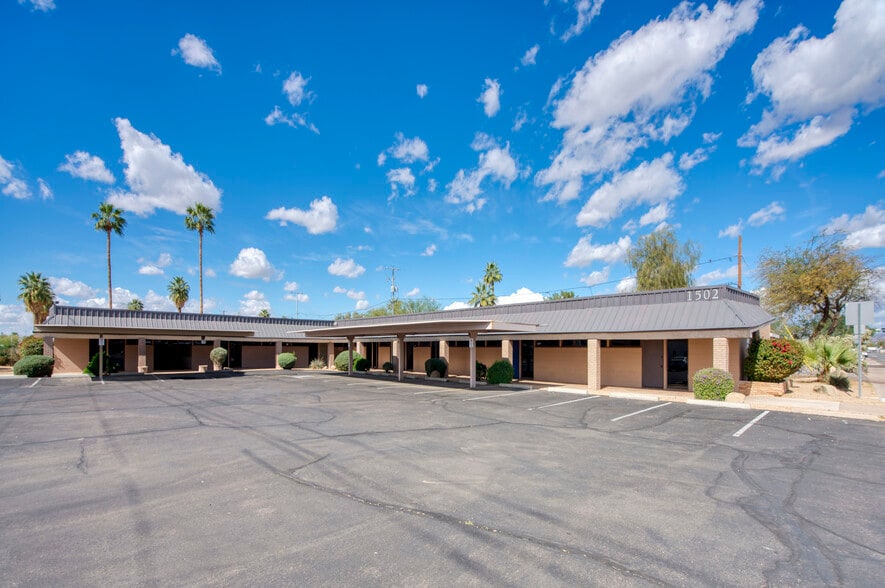 Primary Photo Of 1502 W Osborn Rd, Phoenix Medical For Sale