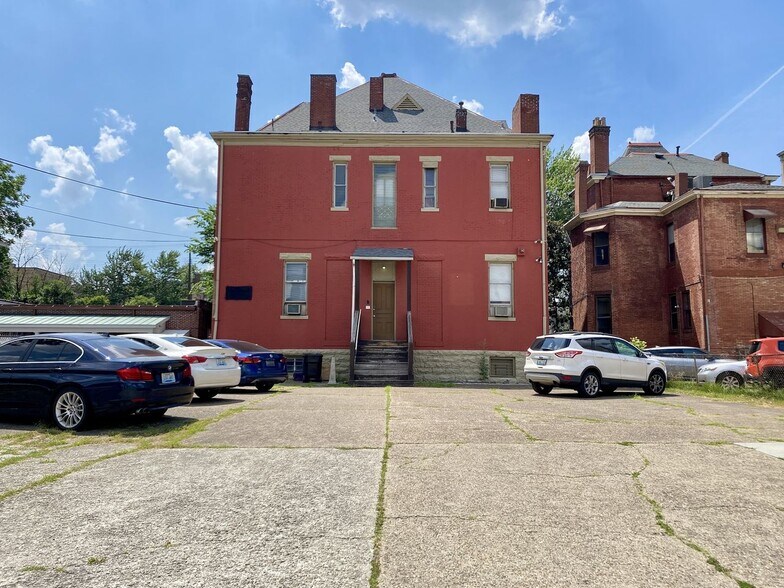 More Photos Of 1015 S 4th St, Louisville Office Residential For Sale