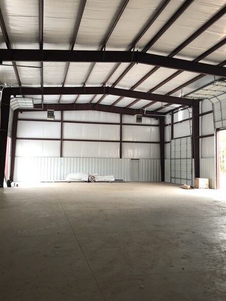More Photos Of 4495 SW 119th St, Oklahoma City Warehouse For Sale
