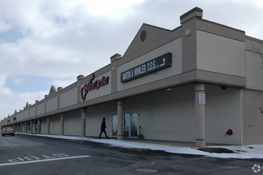 More Photos Of 3150 E Erie Blvd, De Witt Storefront For Lease