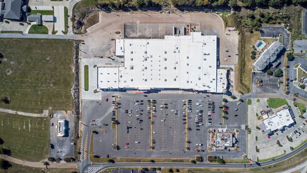 More Photos Of 103 Constitution dr, West Monroe Storefront For Lease