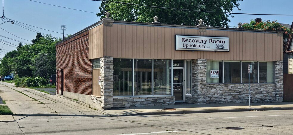 Primary Photo Of 3113 Kinzie Ave, Racine Storefront For Sale