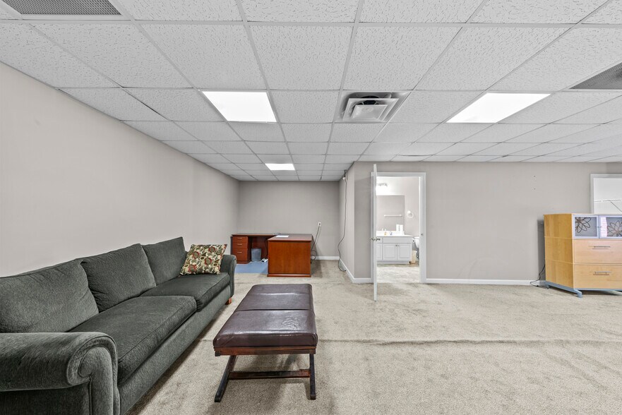 More Photos Of 4440 Tuck Rd, Loganville Research And Development For Sale